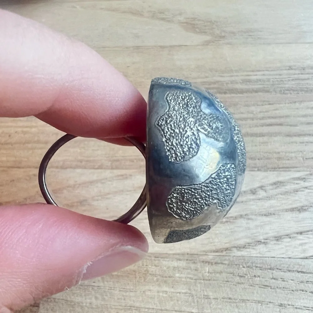 Vintage Mexico Sterling silver ring textured spherical globe dome ring